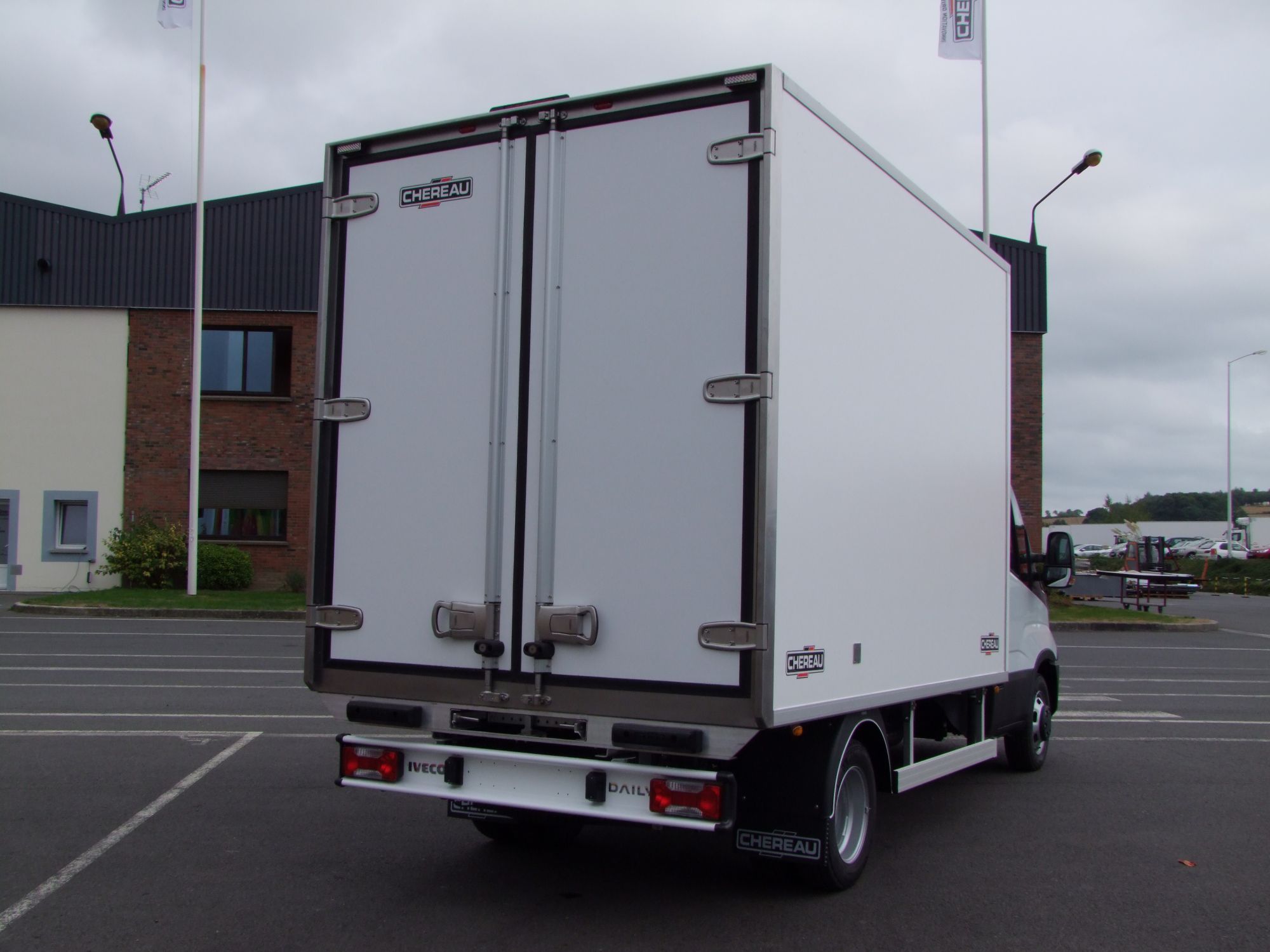 Copie de Véhicules utilitaires frigorifiques CHEREAU (10)