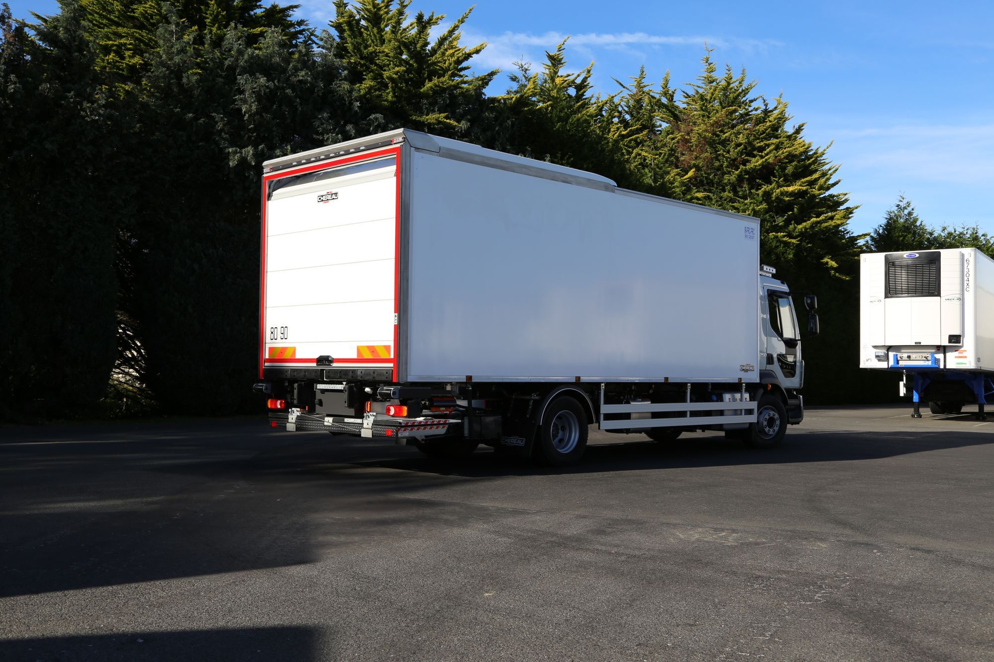 Copie de Véhicules utilitaires frigorifiques CHEREAU (10)