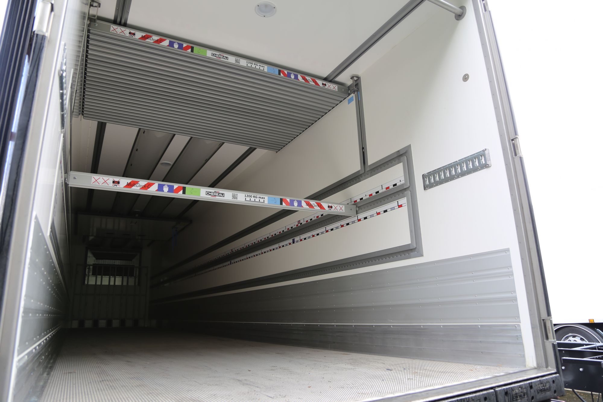Copie de Véhicules utilitaires frigorifiques CHEREAU (10)