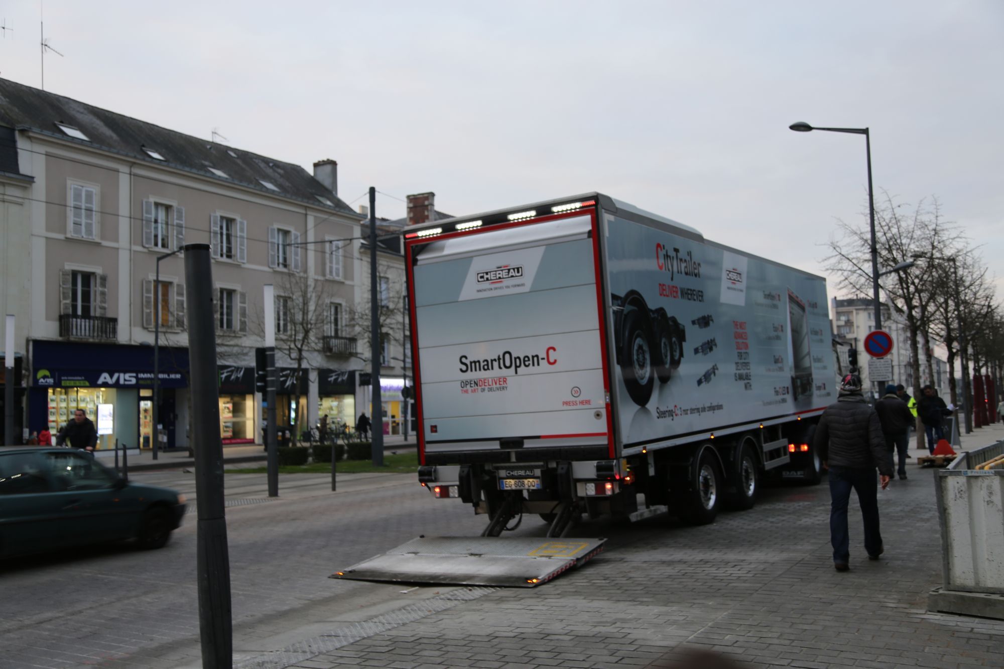 Copie de Véhicules utilitaires frigorifiques CHEREAU (10)