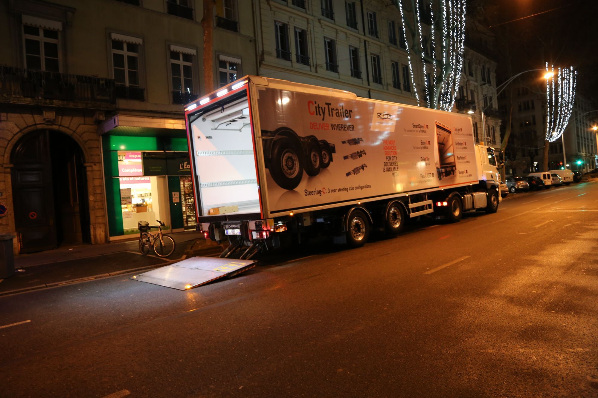 Copie de Véhicules utilitaires frigorifiques CHEREAU (10)