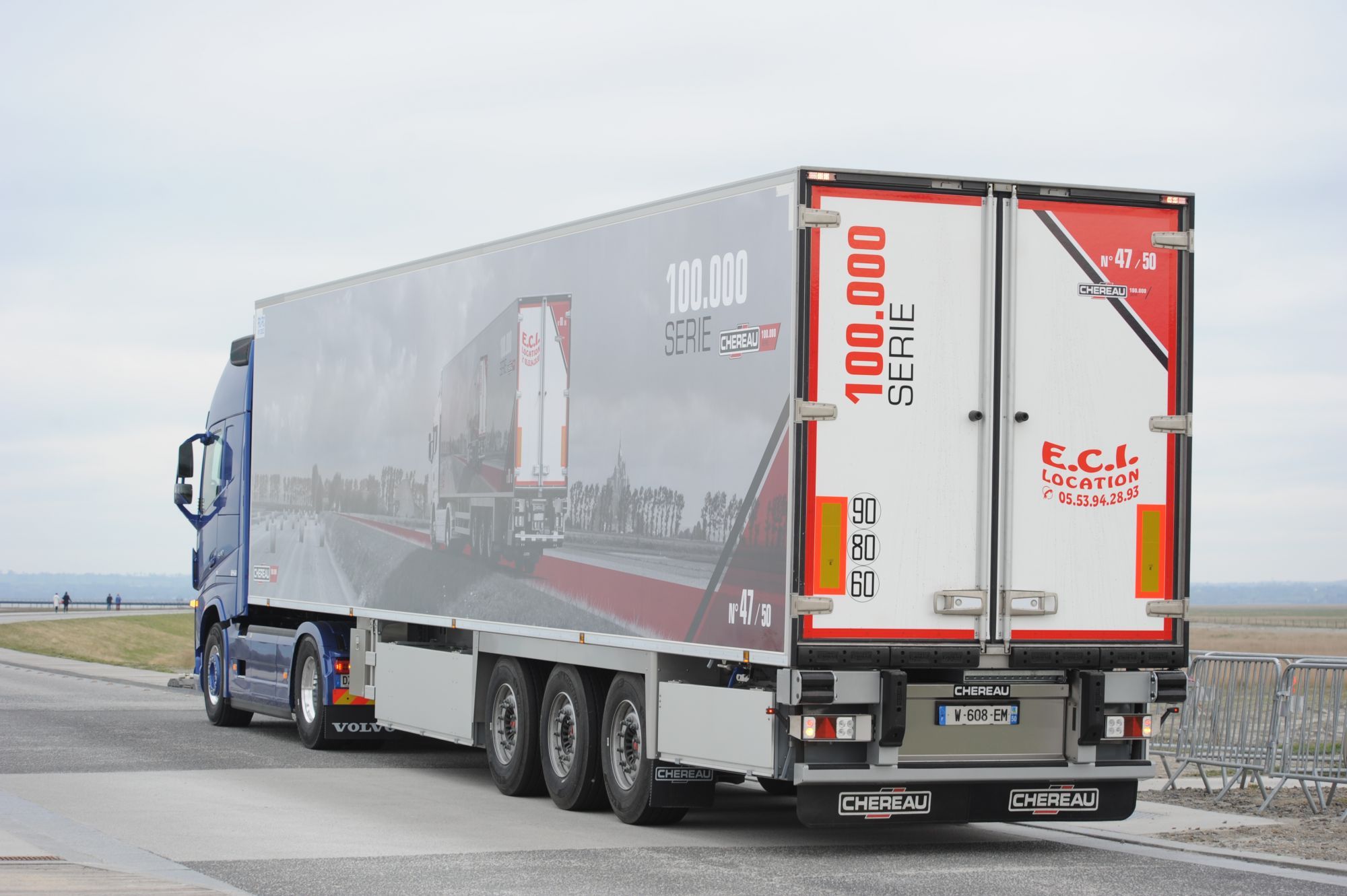 Copie de Véhicules utilitaires frigorifiques CHEREAU (10)