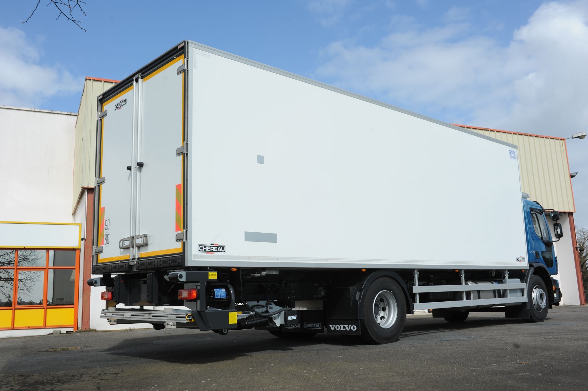 Copie de Véhicules utilitaires frigorifiques CHEREAU (10)