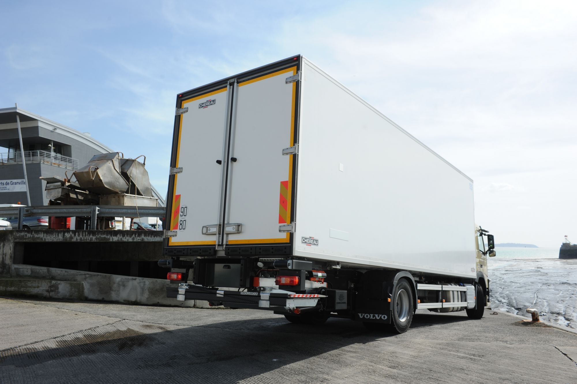 Copie de Véhicules utilitaires frigorifiques CHEREAU (10)
